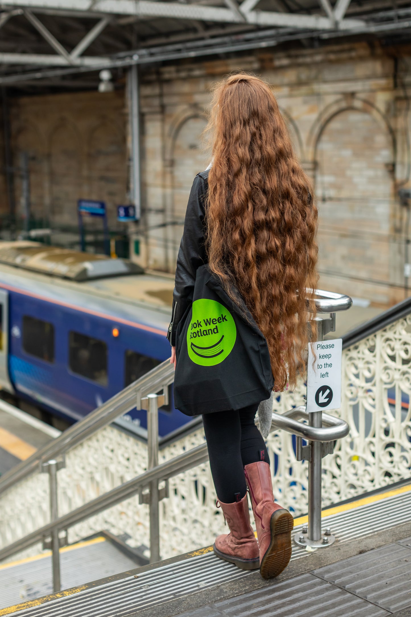 Book Week Scotland pin badge and tote bag gift set