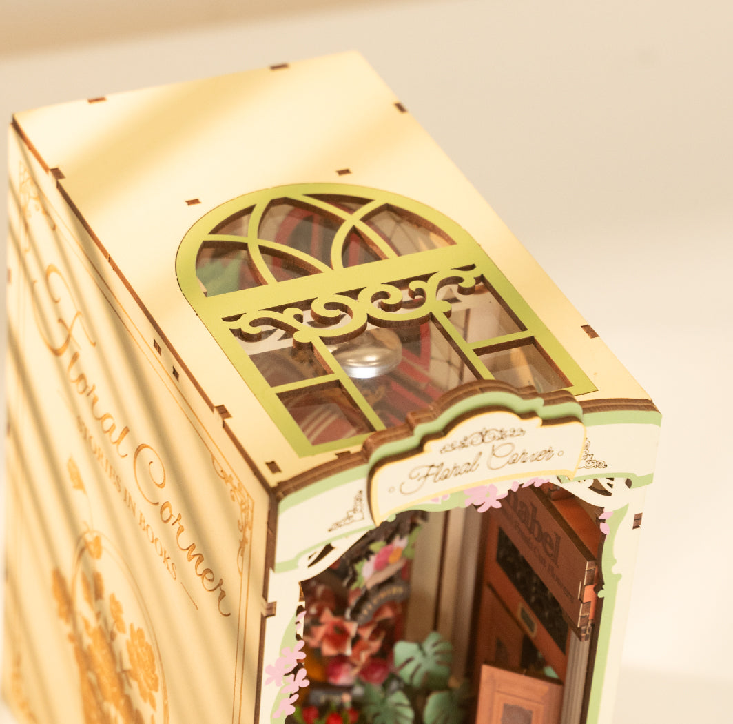 Floral Corner Book Nook Kit