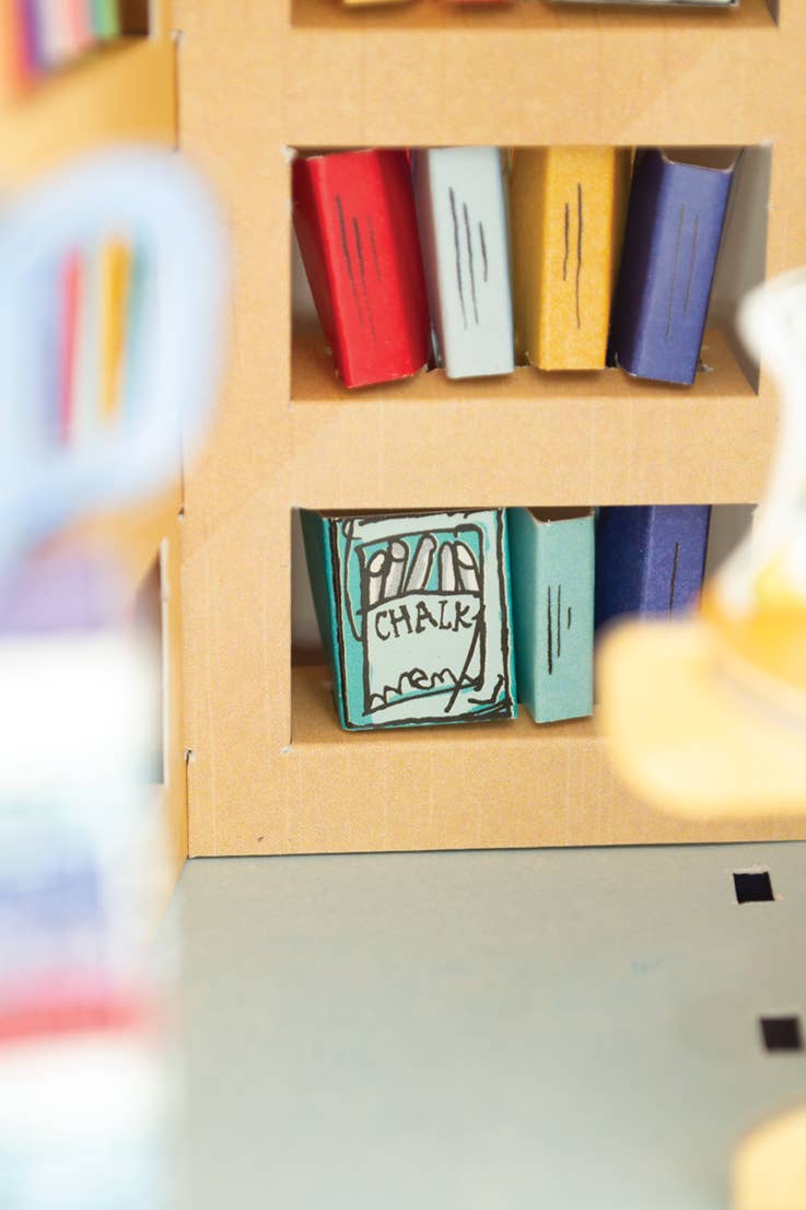 Build Your Own: Roald Dahl 'Matilda' Book Nook Kit