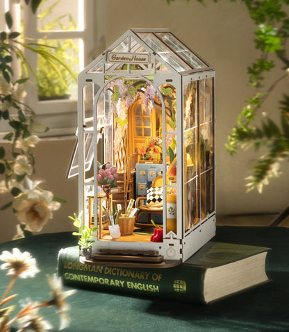 Garden House Book Nook Kit