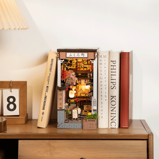 Sakura Wine Alley Book Nook Kit