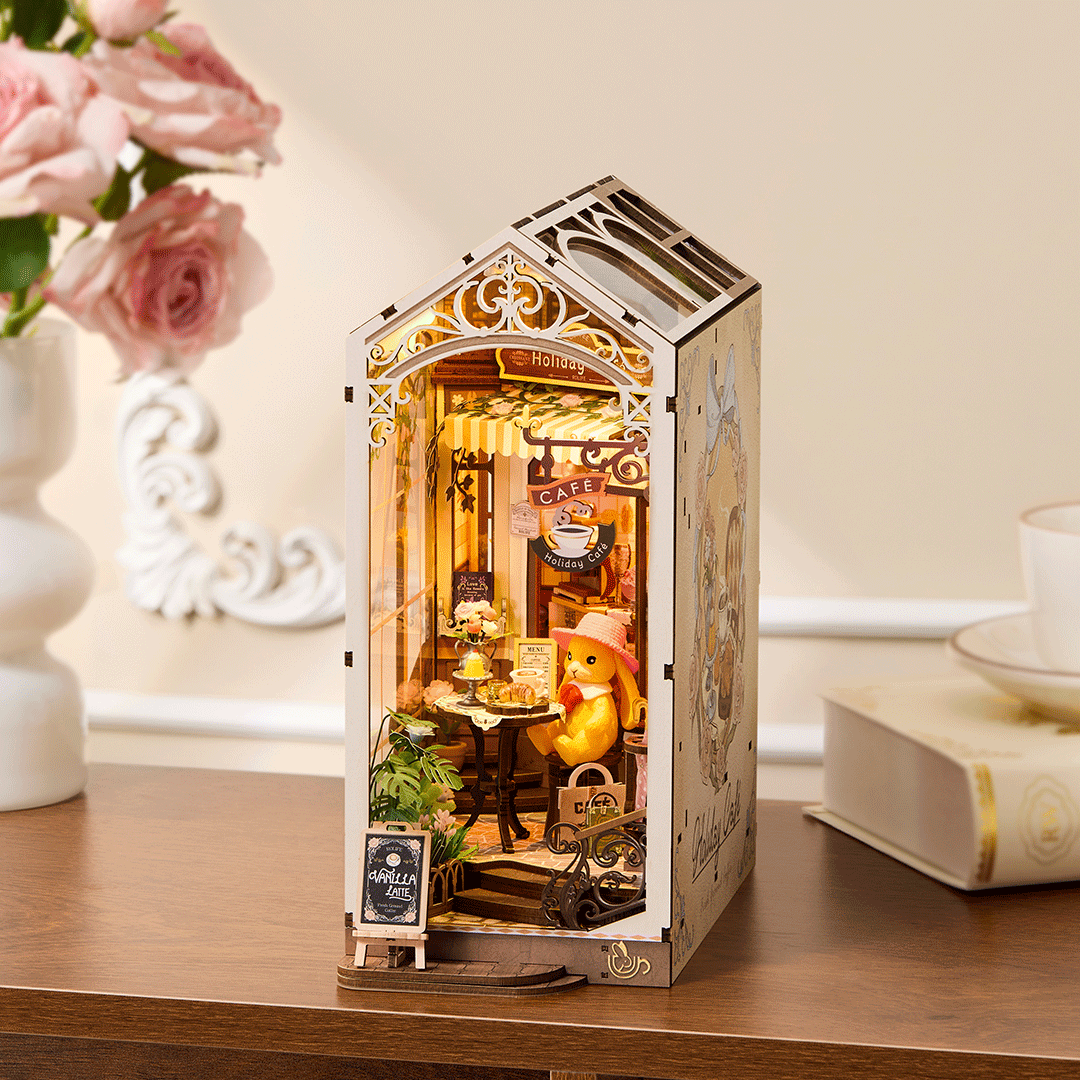 Holiday Cafe Book Nook Kit