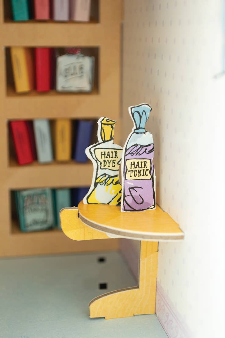 Build Your Own: Roald Dahl 'Matilda' Book Nook Kit